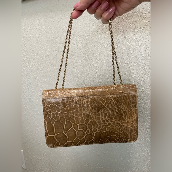 Vintage 70’s Saks Croc Embossed Patent Leather Shoulder Bag Evening Clutch - Picture 6 of 15